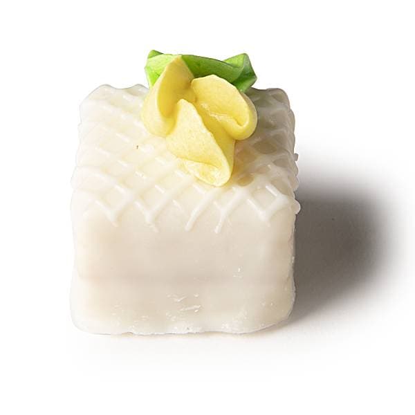 Classic Vanilla Petit Four