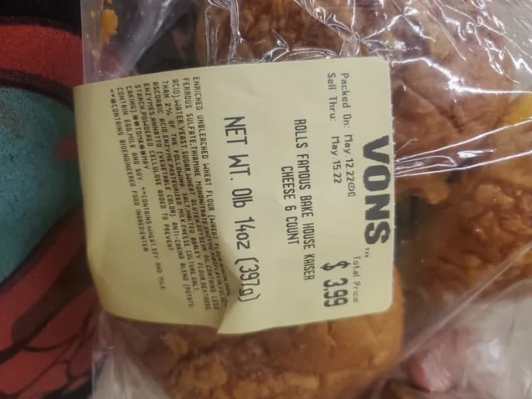 Vons Rolls Famous Bake House Kaiser Cheese