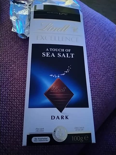 Lindt Excellence A Touch Of Sea Salt Dark Chocolate