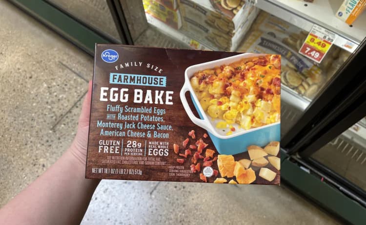 Kroger Farmhouse Egg Bake Fluffy Scrambled Eggs With Roasted Potatoes, Monterey Jack Cheese Sauce, American Cheese & Onion, Family Size