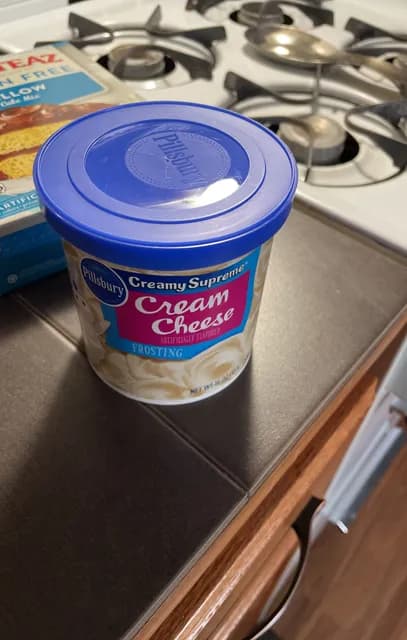 Pillsbury Creamy Supreme Cream Cheese Frosting