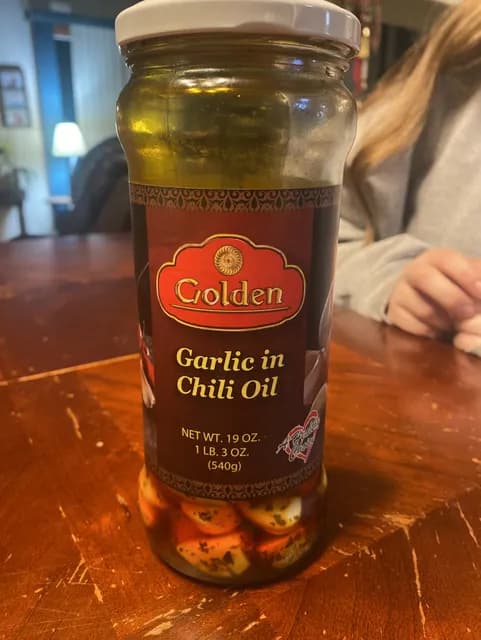 Golden Garlic In Chili Oil