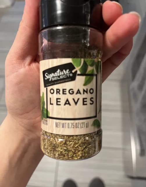 Signature Select Oregano Leaves
