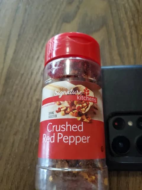 Signature Kitchens Crushed Red Pepper