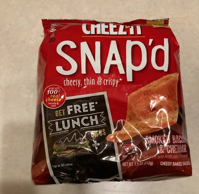 Cheez-It Snap'D Smoked Bacon & Cheddar Cheesy Baked Snacks