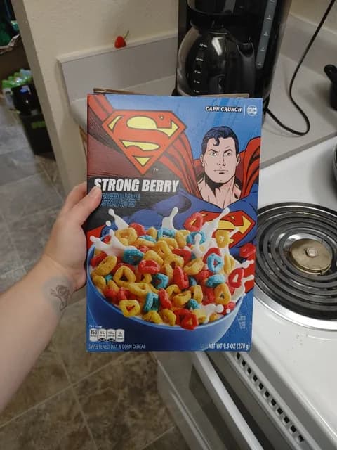 Cap'N Crunch, Dc Comics, Strong Berry Strawberry Naturally & Artificially Flavored, Sweetened Oat & Corn Cereal