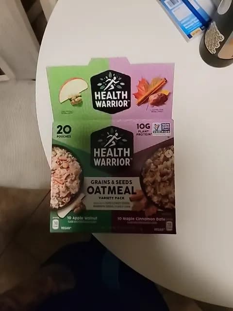 Health Warrior Grains & Seeds Oatmeal Variety Pack: 10 Apple Walnut, 10 Maple Cinnamon Date
