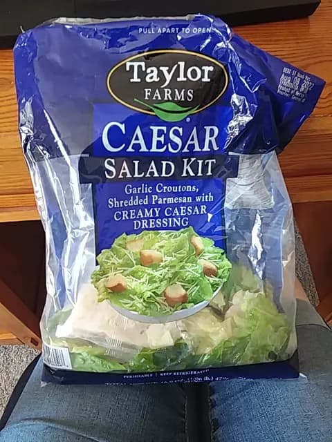 Taylor Farms Caesar Salad Kit