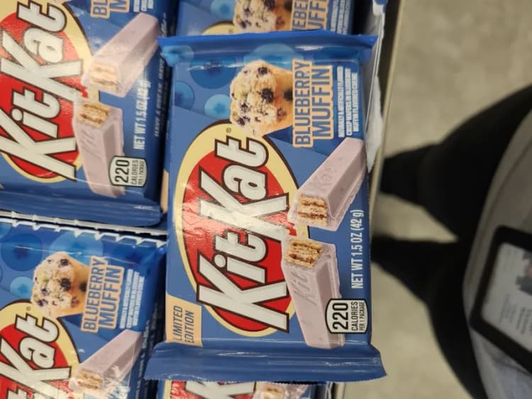 Kit Kat Blueberry Muffin