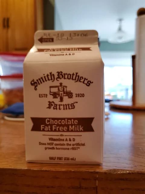 Smith Brothers Farms Chocolate Fat Free Milk