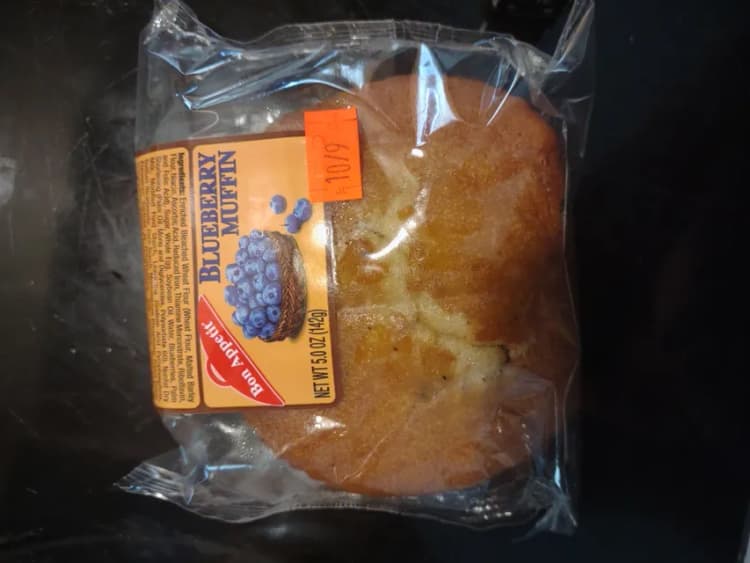 Bon Appetit Blueberry Muffin
