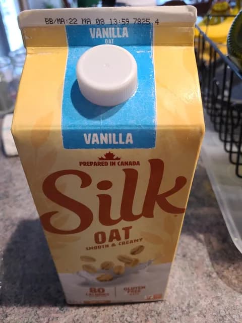 Silk Vanilla Oat Smooth & Creamy