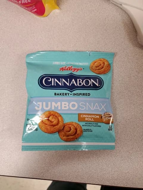 Kellogg'S Cinnabon Jumbo Snax Cinnamon Roll