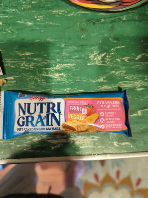 Kellogg'S Nutri Grain Strawberry & Squash Soft Baked Breakfast Bars