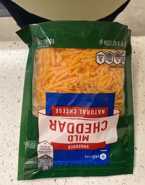 Se Grocers Shredded Mild Cheddar Natural Cheese