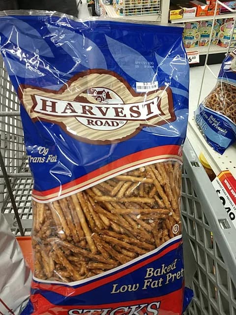 Harvest Road Baked Low Fat Pretzel