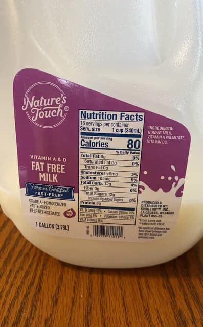 Nature'S Touch Vitamin A & D Fat Free Milk