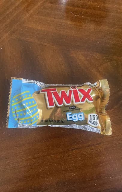 Twix Cookie Caramel + Milk Chocolate Egg