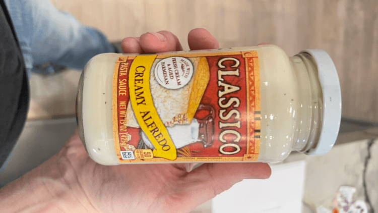 Classico Creamy Alfredo Pasta Sauce