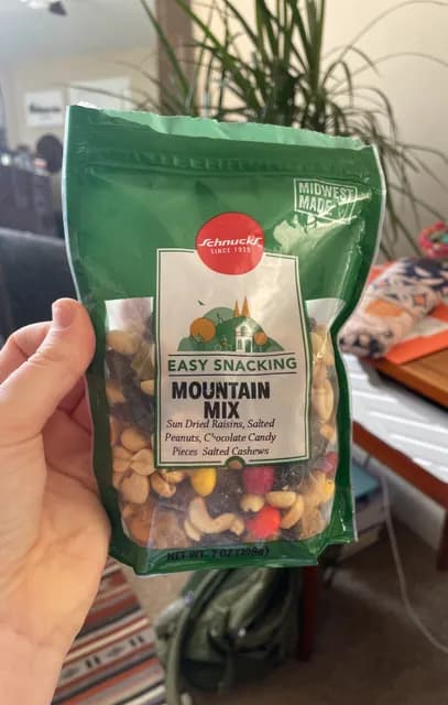 Schnucks Easy Snacking Mountain Mix