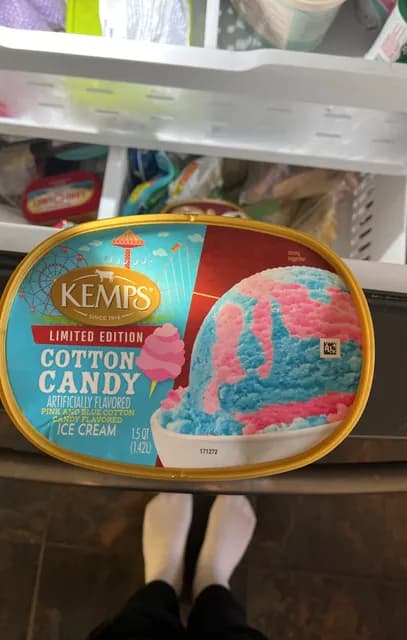 Kemp'S Cotton Candy Flavored Ice Cream