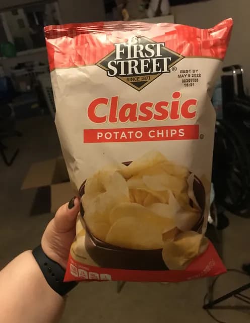 First Street Classic Potato Chips