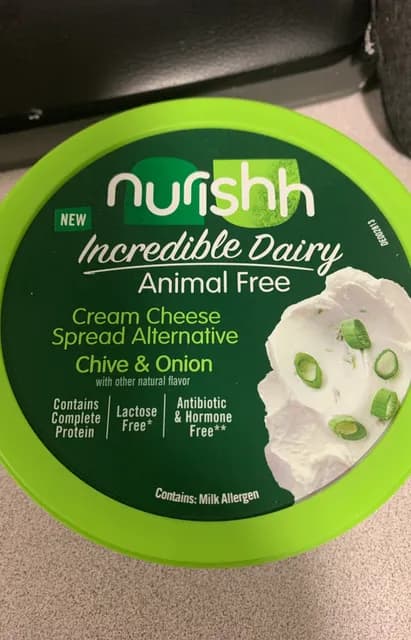 Nurish Incredible Dairy Animal Free Cream Cheese Spread Alternative Chive & Onion Flavor