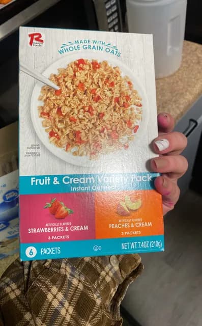 Ralston Foods Whole Grain Oats Fruit & Cream Variety Pack Instant Oatmeal: Strawberries & Cream, Peaches & Cream