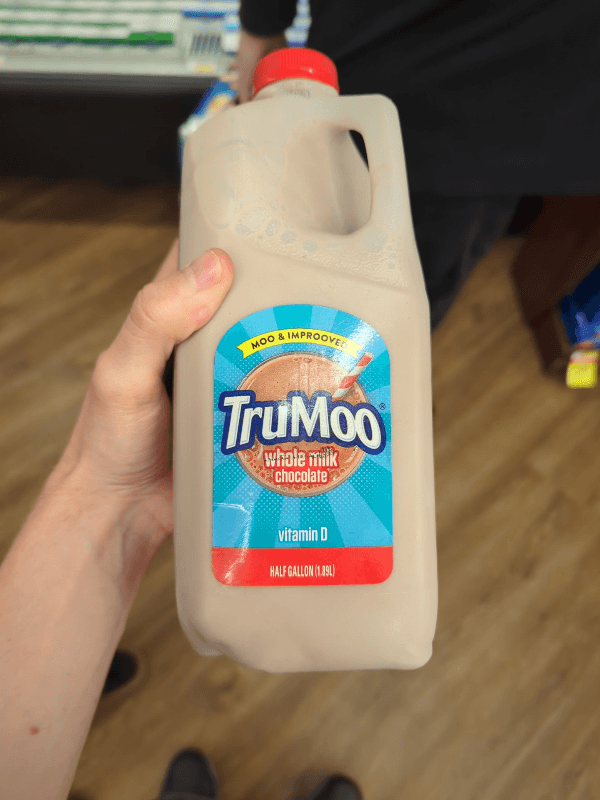 Trumoo Whole Chocolate Milk - 0.5 Gallon