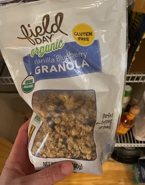 Field Day Organic Vanilla Blueberry Granola