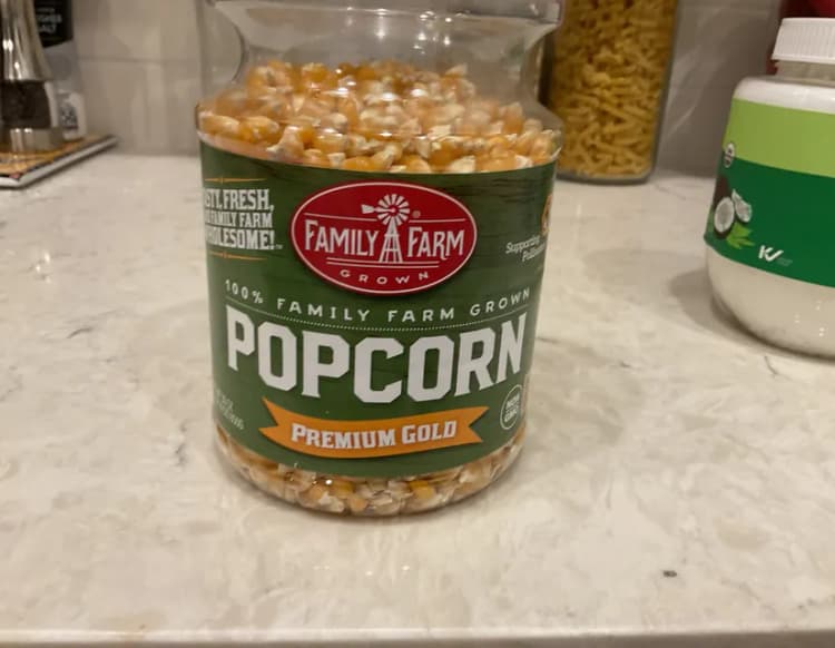 Family Farm 100% Family Farm Grown Popcorn Premium Gold