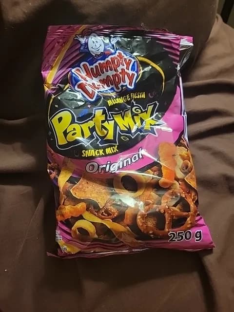 Old Dutch Humpty Dumpty Party Mix Snack Mix Original