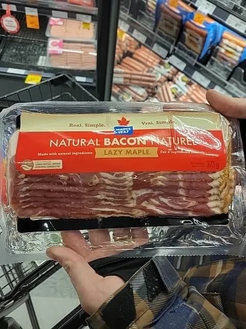 Maple Leaf Natural Bacon