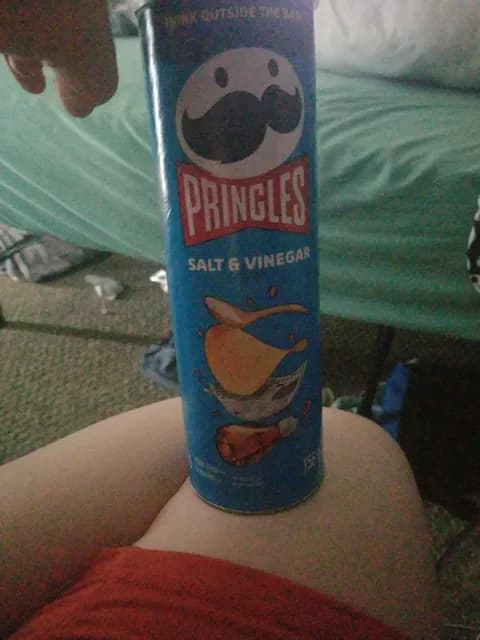 Pringles Salt & Vinegar Potato Chiips