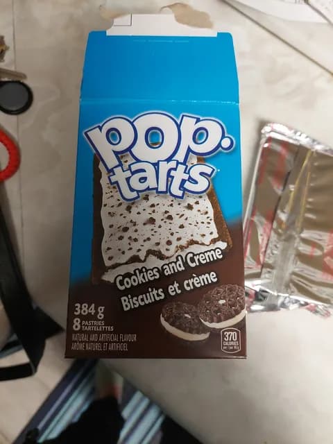 Pop-Tarts Cookies And Creme Pastries