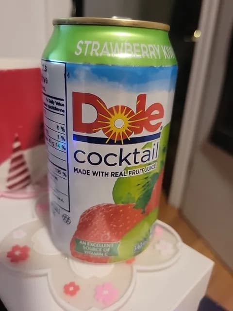 Dole Strawberry Kiwi Cocktail