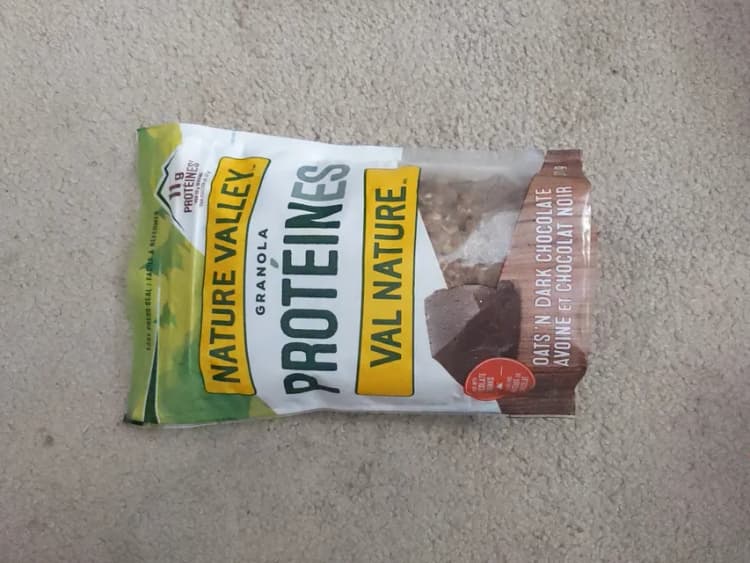 Nature Valley Oats' N Chocolate Granola
