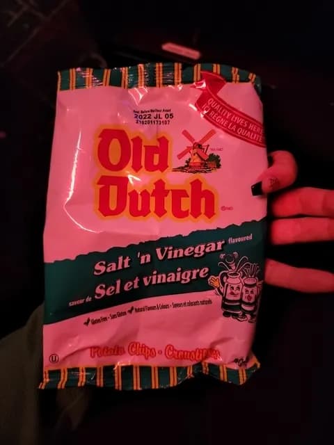 Old Dutch Salt ‘N Vinegar Potato Chips