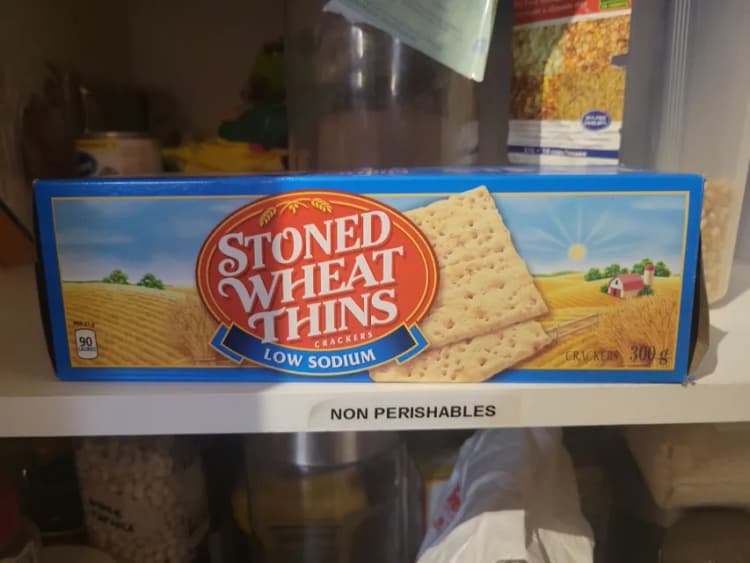 Stoned Wheat Thins Low Sodium Crackers