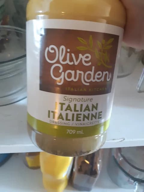 Olive Garden Italian Kitchen Signature Dressing