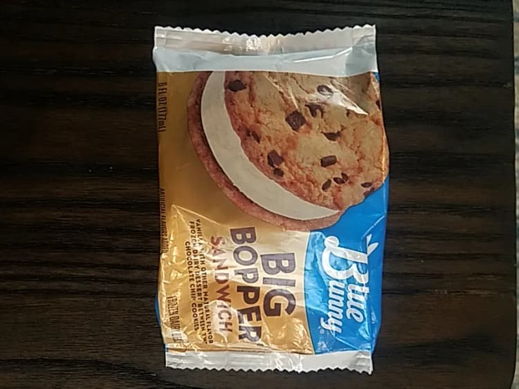 Blue Bunny Big Bopper Sandwich Vanilla With Other Natural Flavor  Dairy Dessert