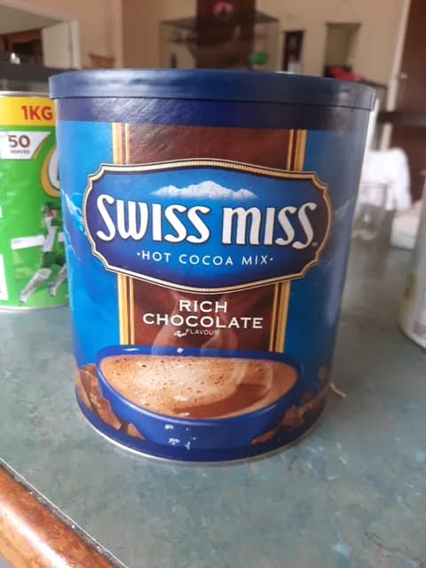 Swiss Miss Hot Cocoa Mix Rich Chocolate Flavour