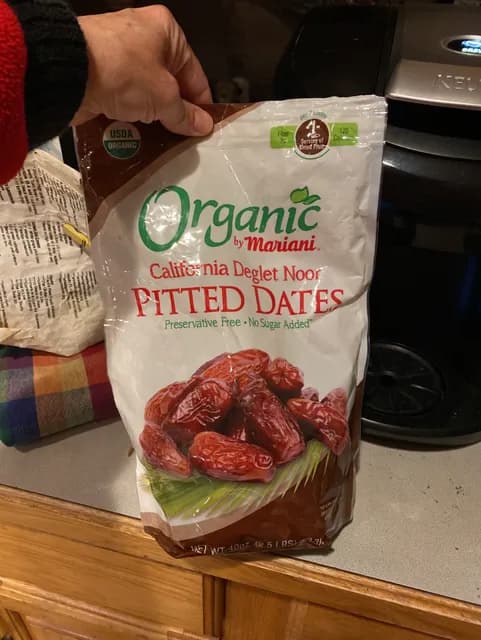 Mariani Organic California Deglet Noor Pitted Dates