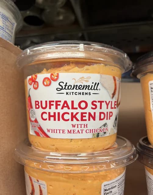 Stonemill Kitchens Buffalo Style Chicken Dip With White Meat Chicken