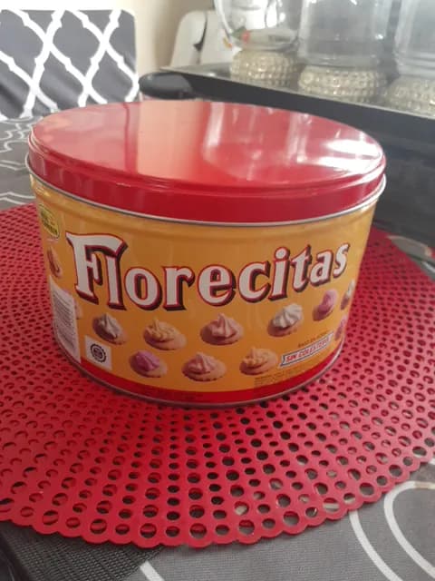 Royal Borinquen Florecitas Iced Gems Cookies