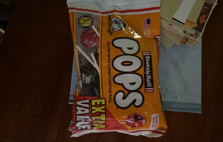 Tootsie Rolls Pops Assorted Flavors