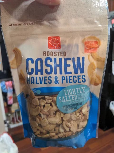 Harris Teeter Roasted Cashew Halves & Pieces Lightly Salted