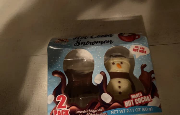 R. L. Alberts & Son Hot Cocoa Snowmen Decorated Belgian Milk Chocolate With Marshmallows