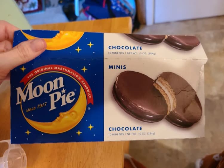 Moon Pie Chocolate Mini Pies
