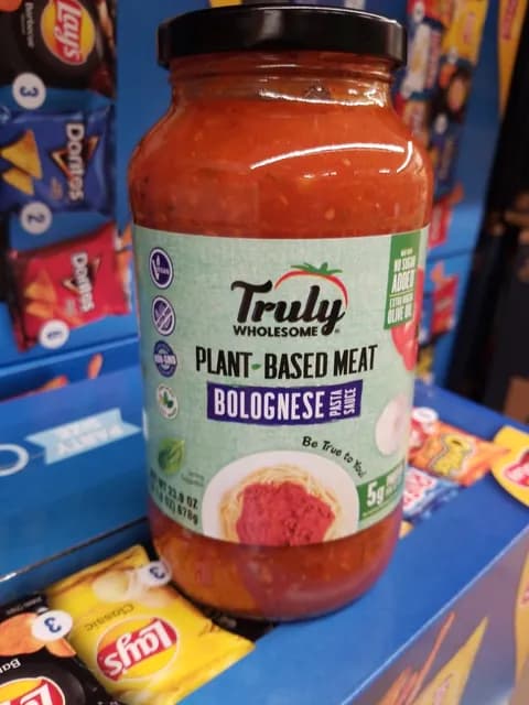 Truly Wholesome Plant-Based Meat Bolognese Pasta Sauce